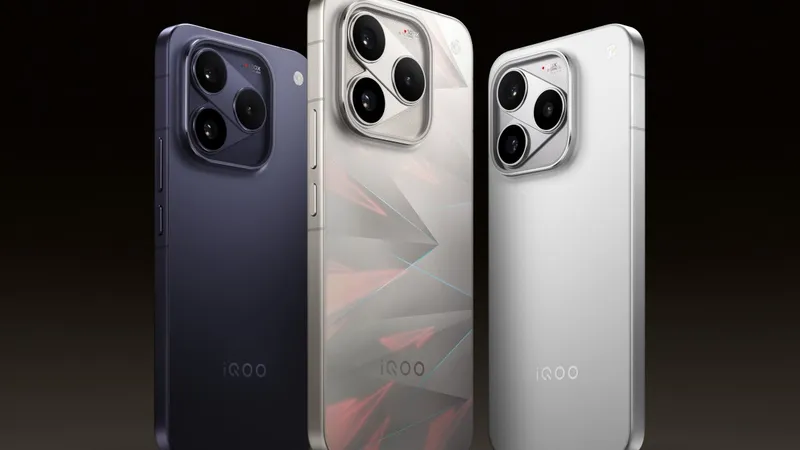Представлен iQOO 16: относительно бюджетный флагман на Snapdragon 8 Elite Extreme Gen 6
