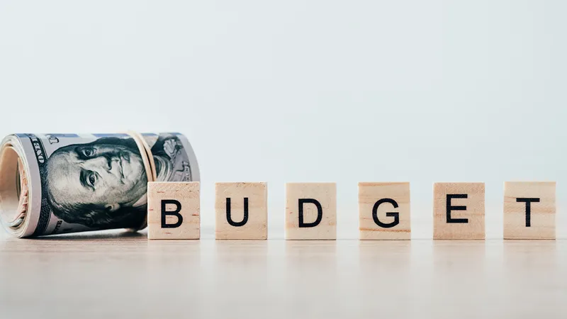 Доходы бюджета Кыргызстана в 2027 году вырастут на 32,1%